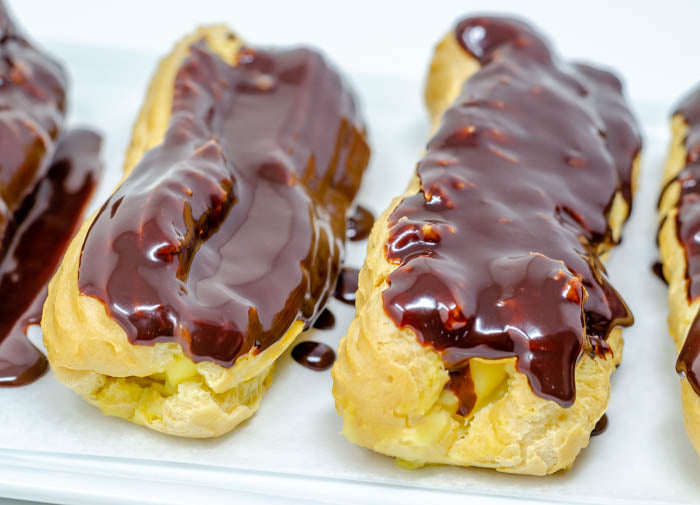 ECLAIRS JUST OUT