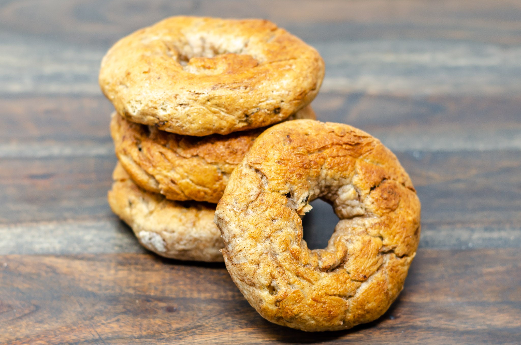 gluten-free and dairy-free cinnamon raisin bagel